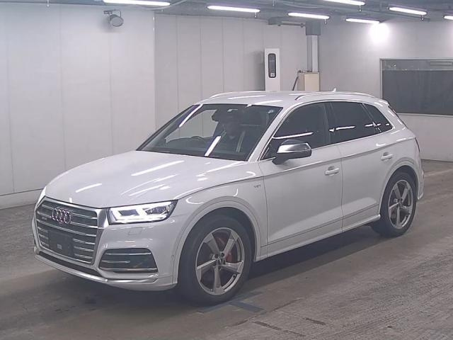 Import and buy AUDI SQ5 2019 from Japan to Nairobi, Kenya