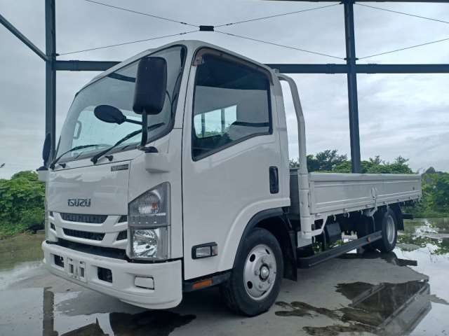 Import and buy ISUZU ELF 2019 from Japan to Nairobi, Kenya