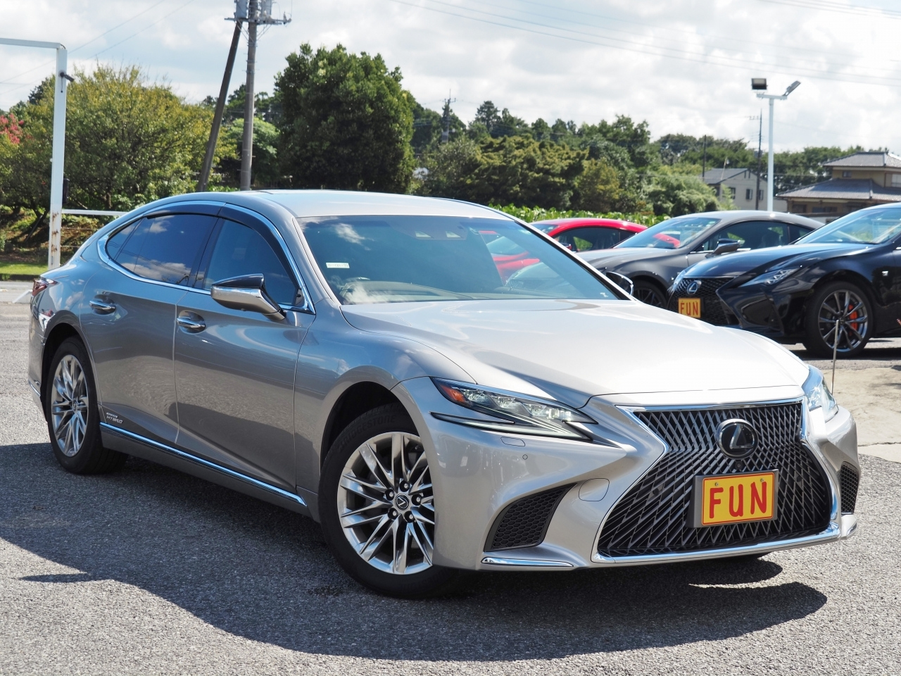 Import and buy LEXUS LS 2018 from Japan to Nairobi, Kenya