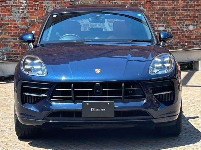 Import and buy PORSCHE MACAN 2021 from Japan to Nairobi, Kenya