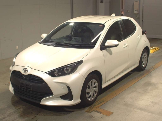 Import and buy TOYOTA YARIS 2021 from Japan to Nairobi, Kenya