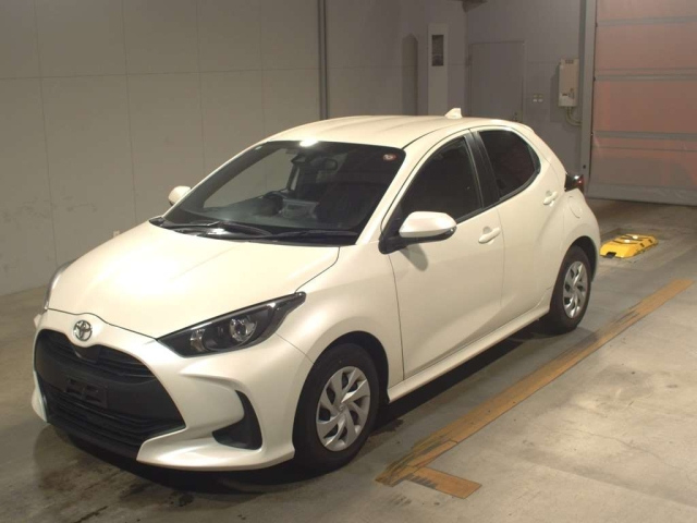 Import and buy TOYOTA YARIS 2021 from Japan to Nairobi, Kenya