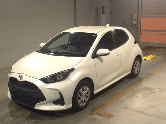 Import and buy TOYOTA YARIS 2021 from Japan to Nairobi, Kenya