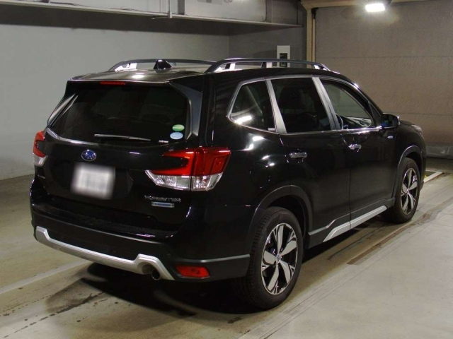 Import and buy SUBARU FORESTER 2019 from Japan to Nairobi, Kenya