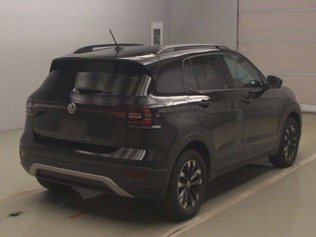 Import and buy VOLKSWAGEN T-CROSS 2020 from Japan to Nairobi, Kenya