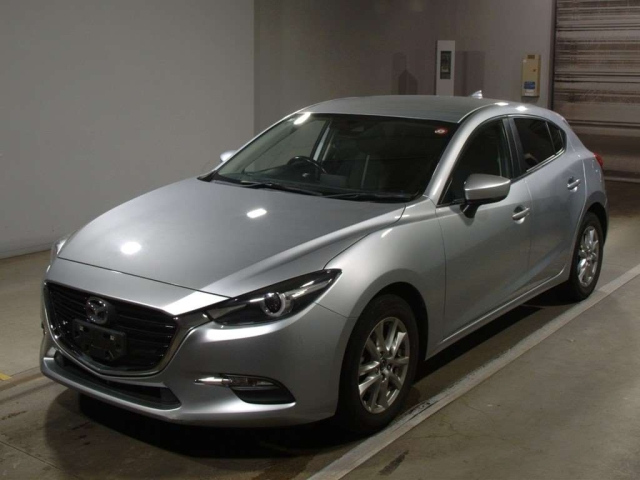 Import and buy MAZDA AXELA 2018 from Japan to Nairobi, Kenya