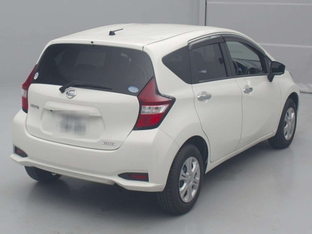 Import and buy NISSAN NOTE 2018 from Japan to Nairobi, Kenya