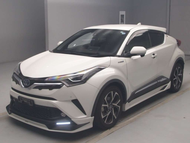 Import and buy TOYOTA C-HR 2019 from Japan to Nairobi, Kenya