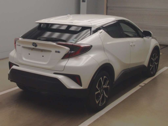 Import and buy TOYOTA C-HR 2017 from Japan to Nairobi, Kenya