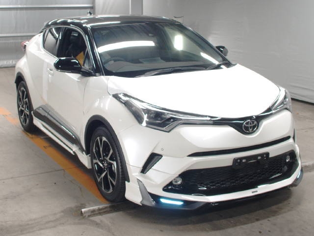 Import and buy TOYOTA C-HR 2018 from Japan to Nairobi, Kenya