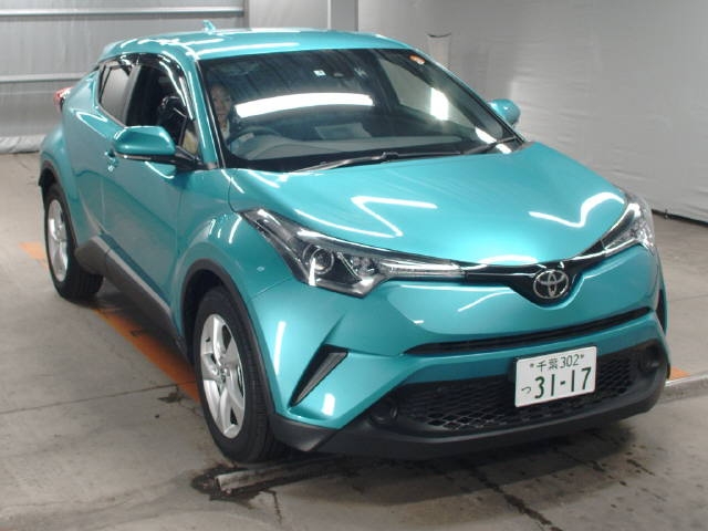 Import and buy TOYOTA C-HR 2017 from Japan to Nairobi, Kenya