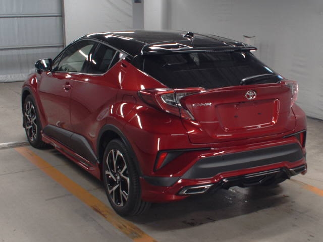 Import and buy TOYOTA C-HR 2018 from Japan to Nairobi, Kenya