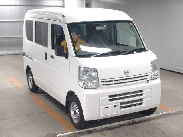 Import and buy NISSAN CLIPPER VAN 2017 from Japan to Nairobi, Kenya