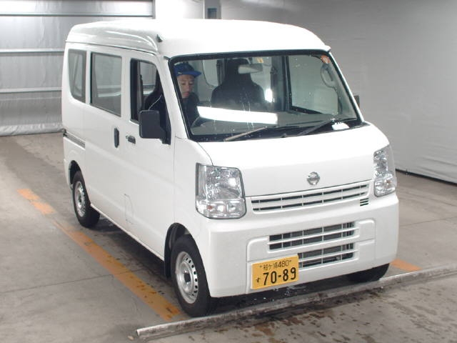 Import and buy NISSAN CLIPPER VAN 2017 from Japan to Nairobi, Kenya