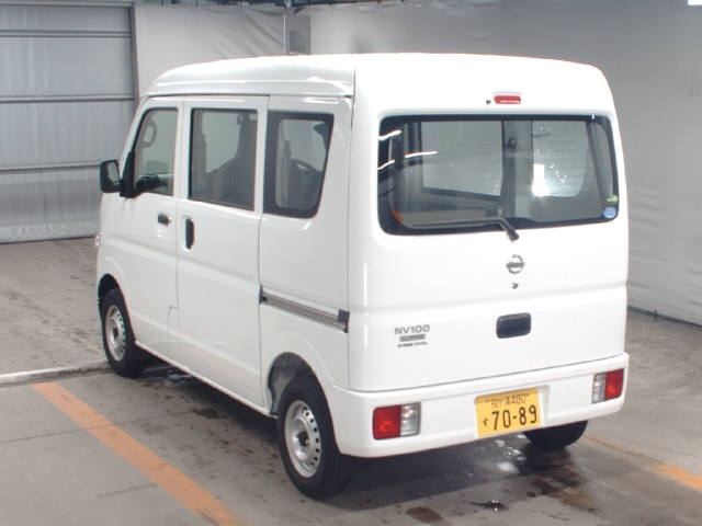 Import and buy NISSAN CLIPPER VAN 2017 from Japan to Nairobi, Kenya