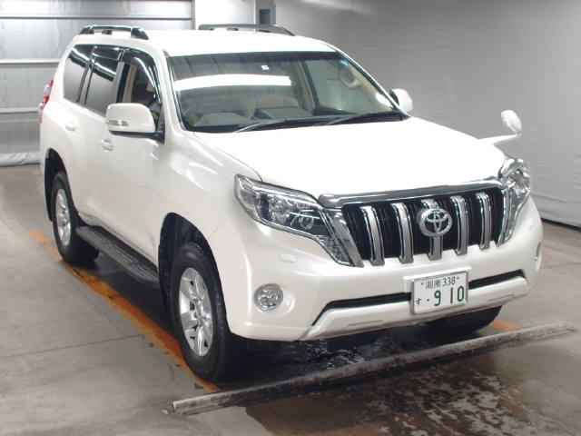 Import and buy TOYOTA LAND CRUISER PRADO 2017 from Japan to Nairobi, Kenya