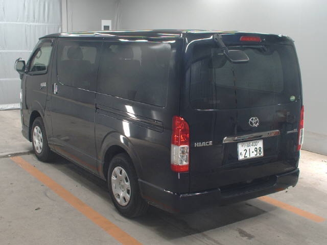 Import and buy TOYOTA HIACE VAN 2017 from Japan to Nairobi, Kenya