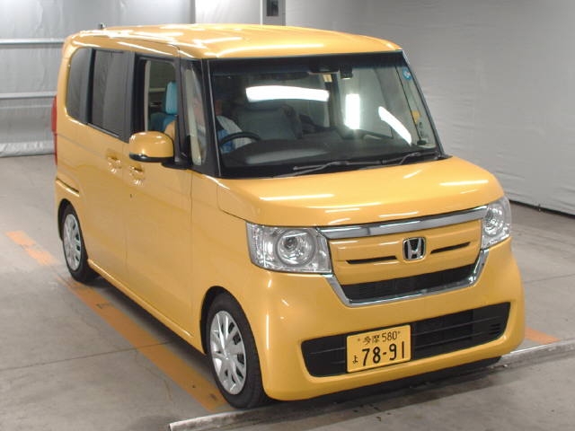 Import and buy HONDA N BOX 2018 from Japan to Nairobi, Kenya