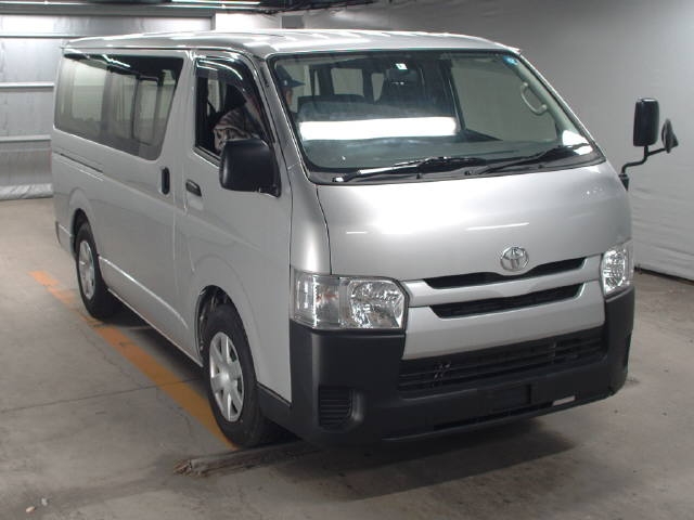 Import and buy TOYOTA HIACE VAN 2017 from Japan to Nairobi, Kenya