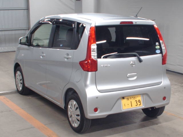 Import and buy NISSAN DAYZ 2018 from Japan to Nairobi, Kenya