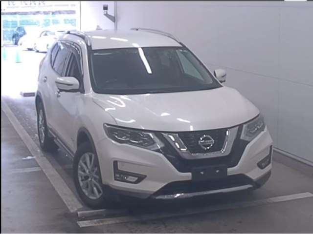 Import and buy NISSAN X-TRAIL 2018 from Japan to Nairobi, Kenya