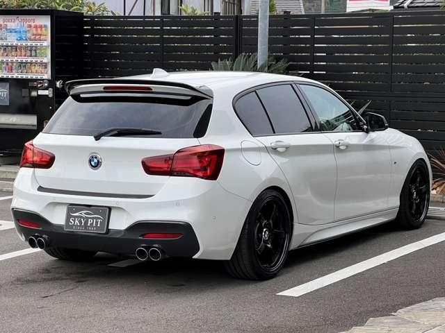 Import and buy BMW 1 SERIES 2018 from Japan to Nairobi, Kenya