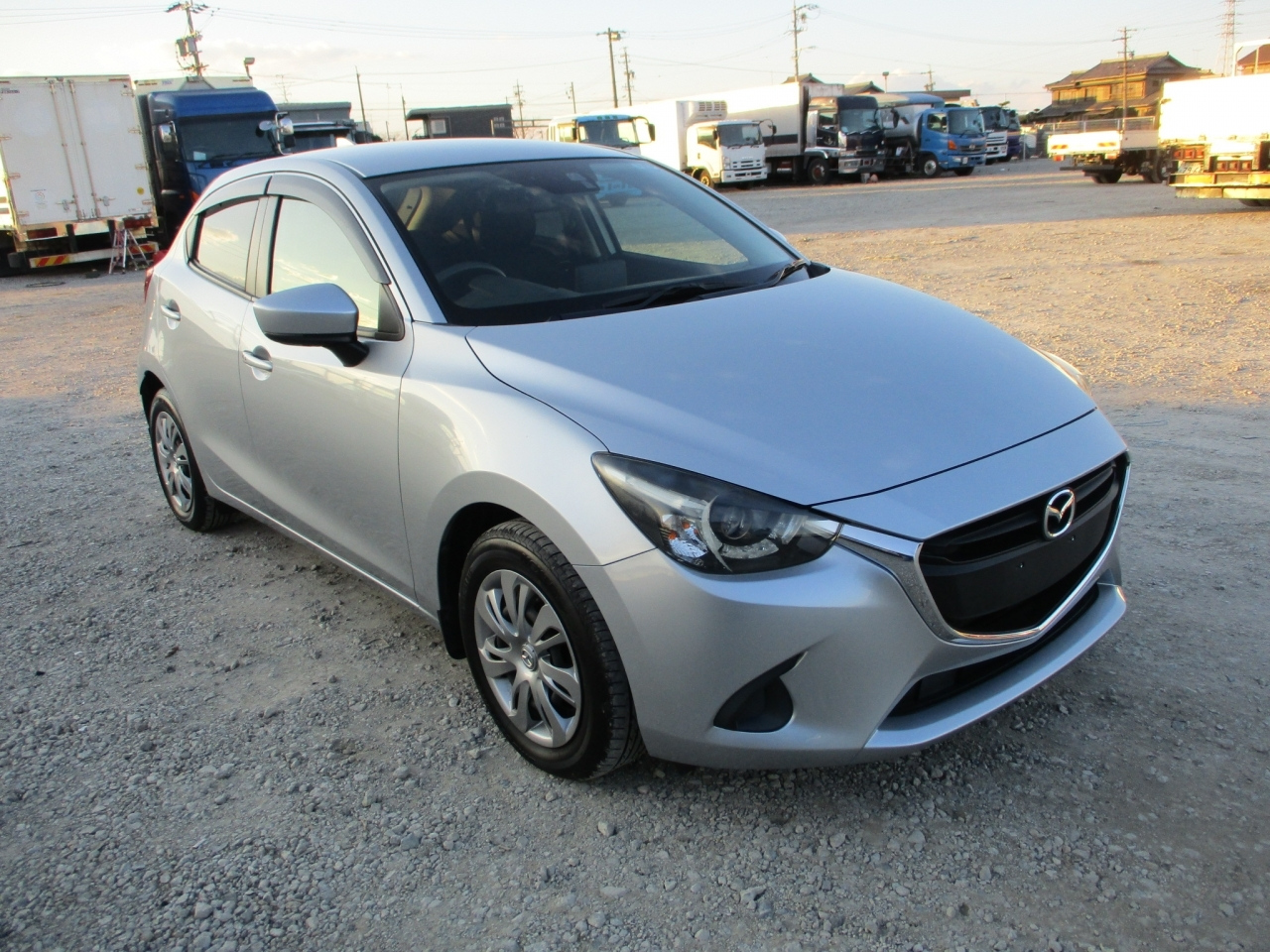 Import and buy MAZDA DEMIO 2017 from Japan to Nairobi, Kenya