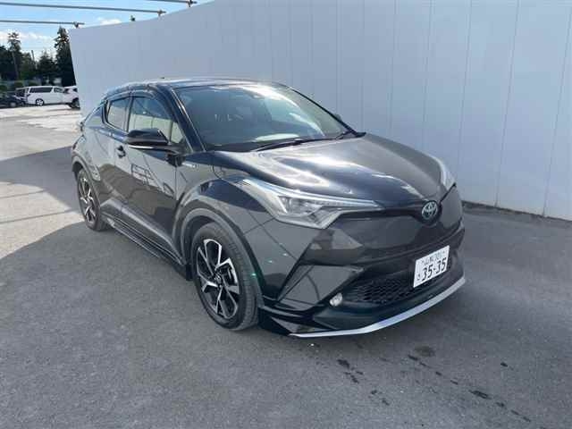 Import and buy TOYOTA C-HR 2017 from Japan to Nairobi, Kenya