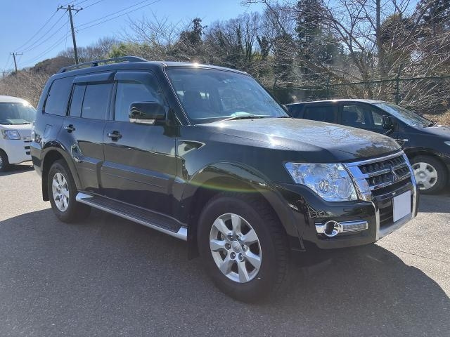 Import and buy MITSUBISHI PAJERO 2019 from Japan to Nairobi, Kenya