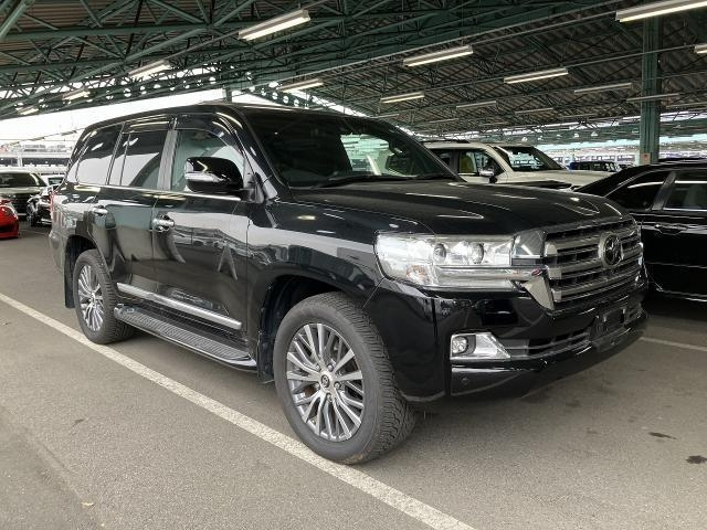 Import and buy TOYOTA LAND CRUISER 2020 from Japan to Nairobi, Kenya