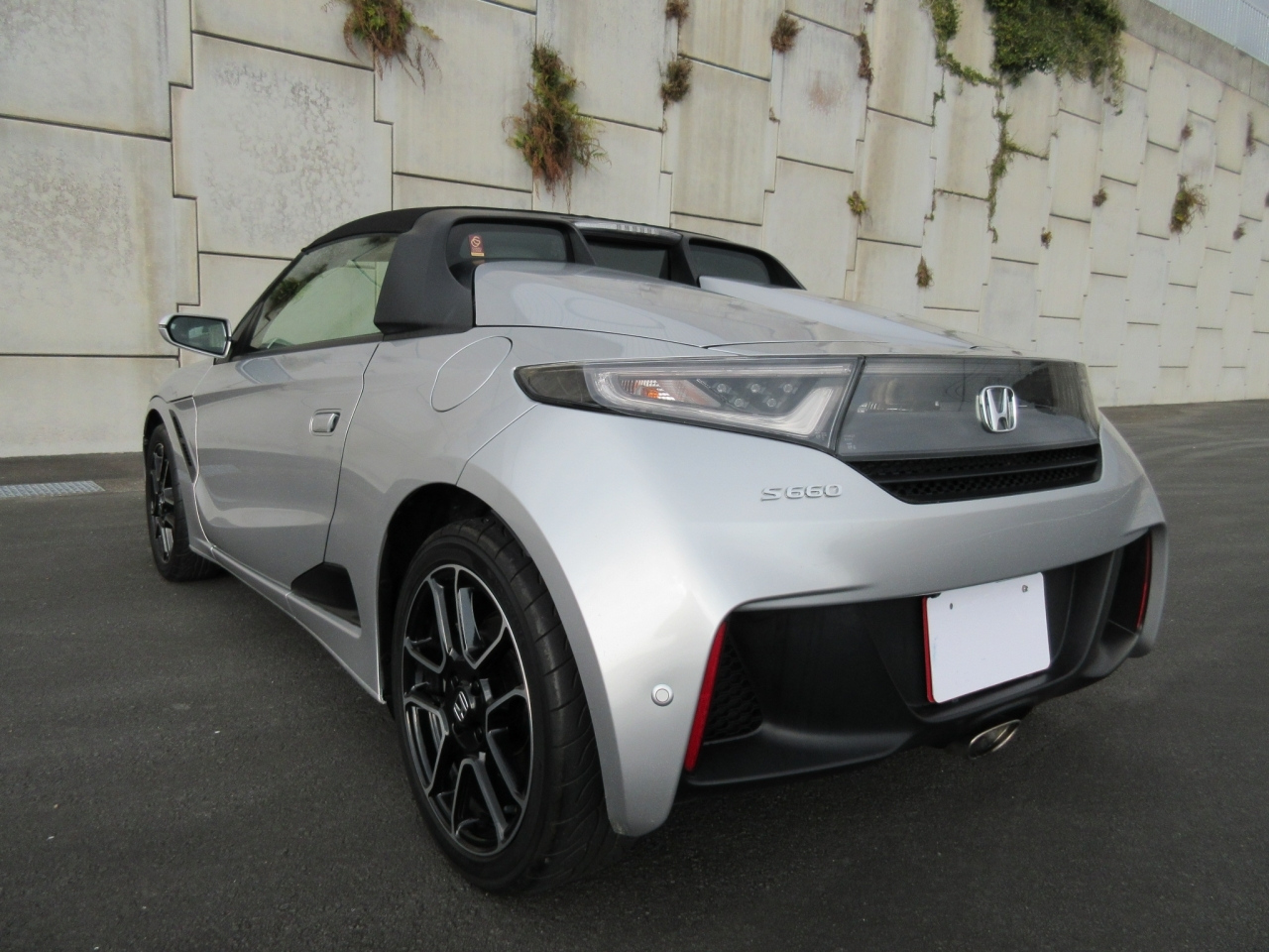 Import and buy HONDA S660 2021 from Japan to Nairobi, Kenya