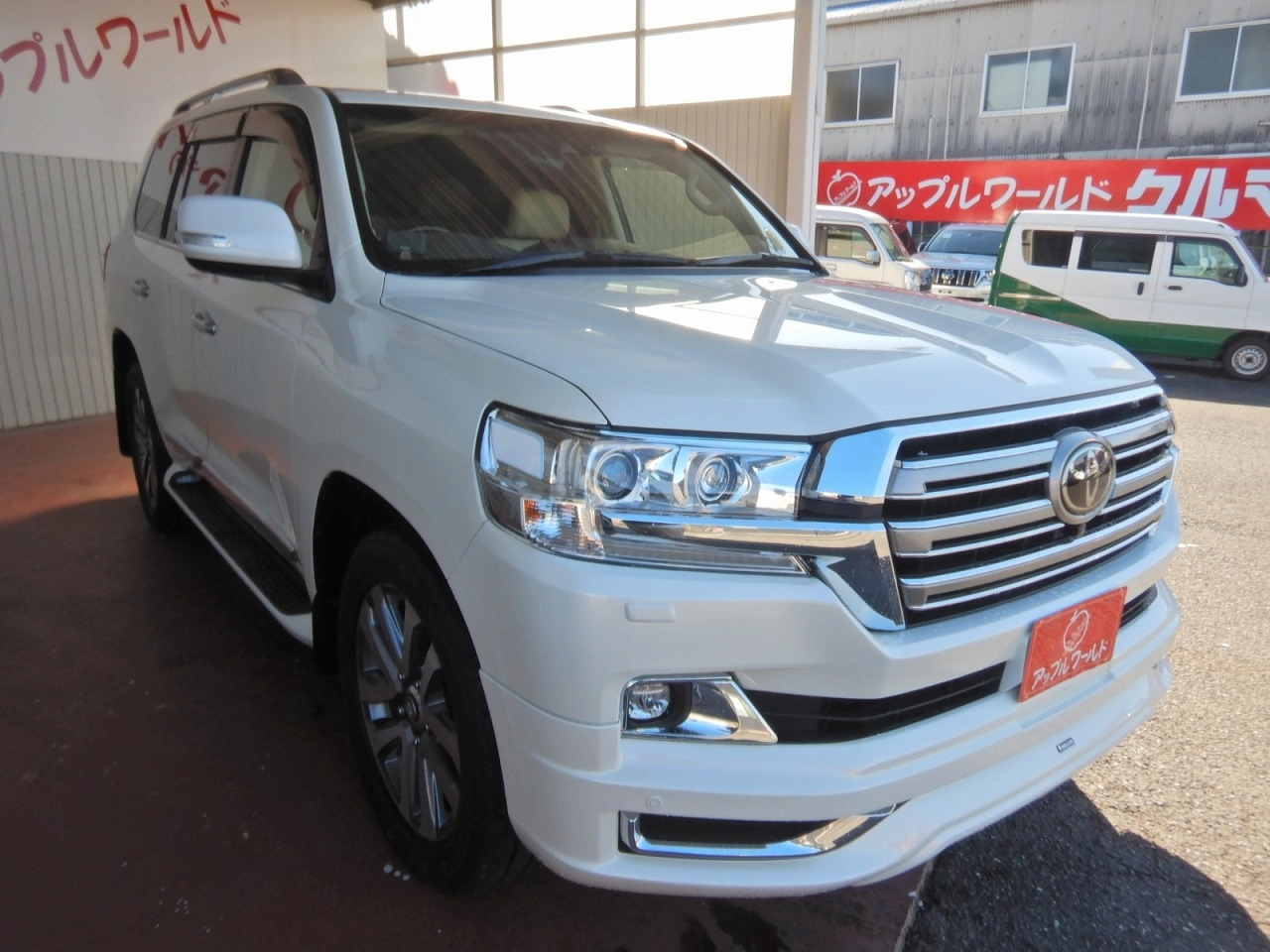 Import and buy TOYOTA LAND CRUISER 2019 from Japan to Nairobi, Kenya