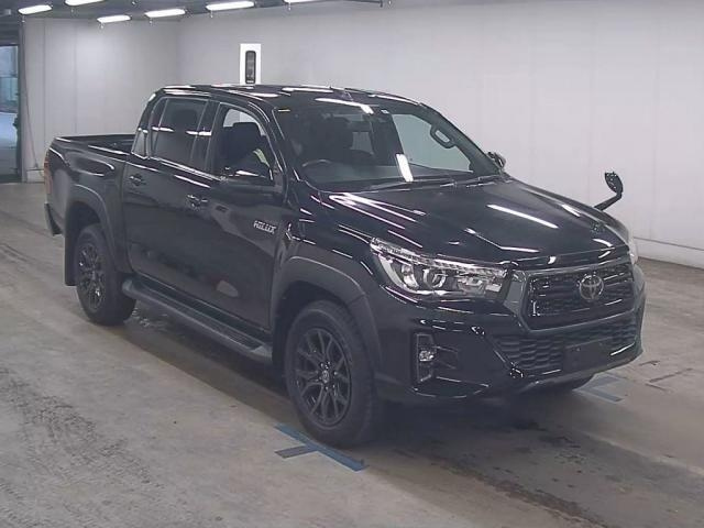 Import and buy TOYOTA HILUX 2019 from Japan to Nairobi, Kenya