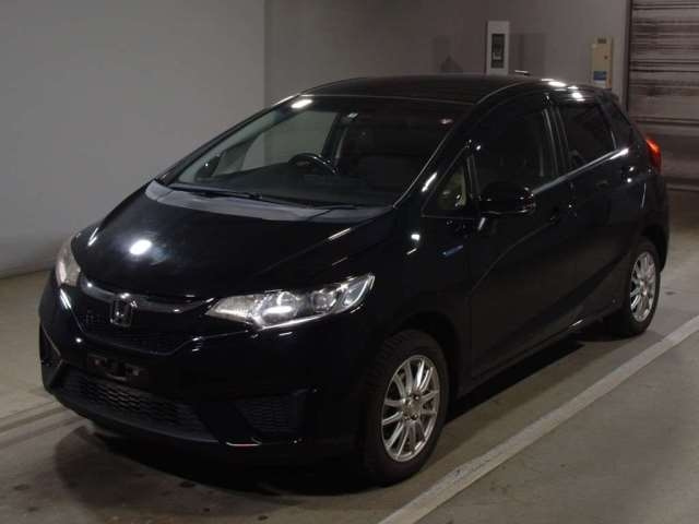 Import and buy HONDA FIT 2017 from Japan to Nairobi, Kenya