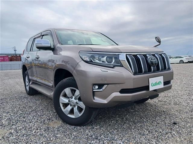 Import and buy TOYOTA LAND CRUISER PRADO 2018 from Japan to Nairobi, Kenya