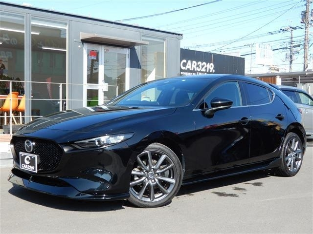 Import and buy MAZDA MAZDA3 FASTBACK 2019 from Japan to Nairobi, Kenya