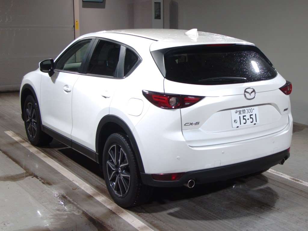 Import and buy MAZDA CX-5 2017 from Japan to Nairobi, Kenya