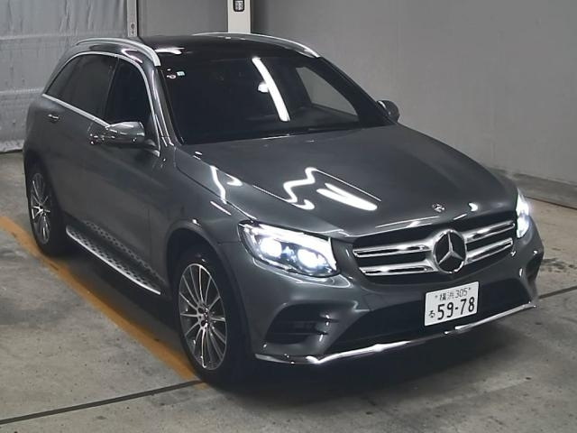 Import and buy MERCEDES BENZ GLC CLASS 2018 from Japan to Nairobi, Kenya