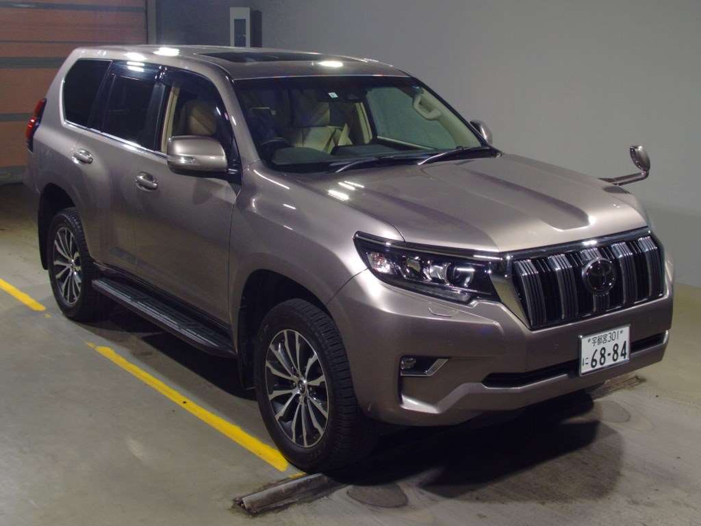 Import and buy TOYOTA LAND CRUISER PRADO 2017 from Japan to Nairobi, Kenya