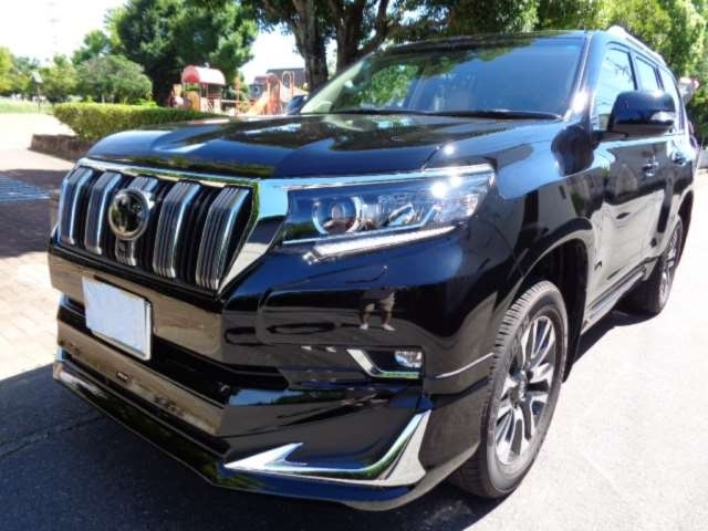 Import and buy TOYOTA LAND CRUISER PRADO 2022 from Japan to Nairobi, Kenya