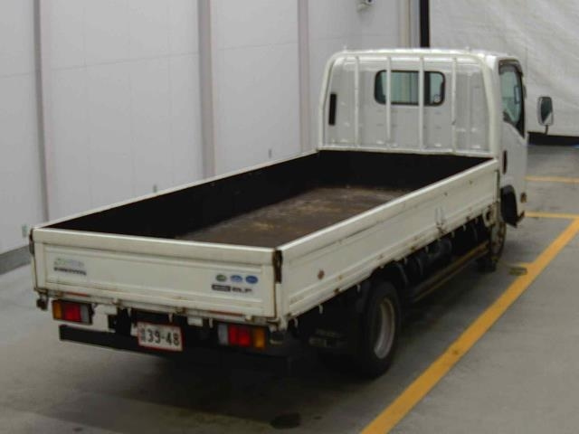 Import and buy ISUZU ELF 2017 from Japan to Nairobi, Kenya