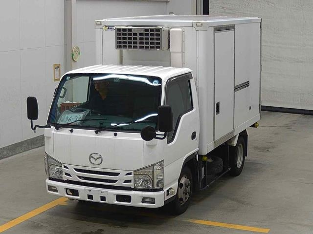 Import and buy MAZDA TITAN 2018 from Japan to Nairobi, Kenya