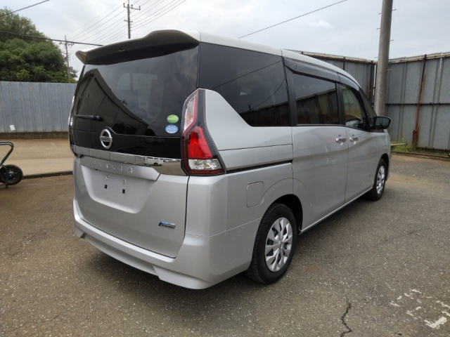 Import and buy NISSAN SERENA 2018 from Japan to Nairobi, Kenya