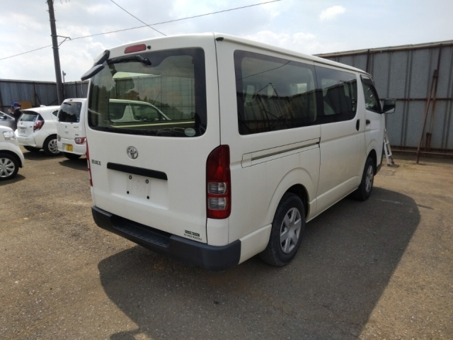 Import and buy TOYOTA HIACE VAN 2017 from Japan to Nairobi, Kenya