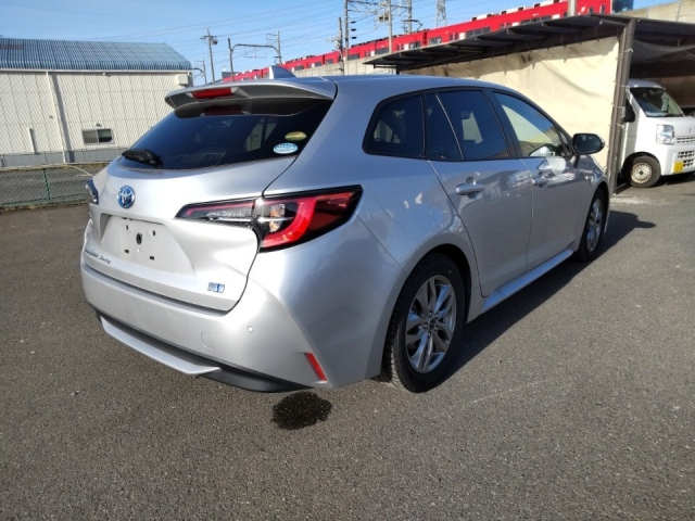 Import and buy TOYOTA COROLLA TOURING 2020 from Japan to Nairobi, Kenya