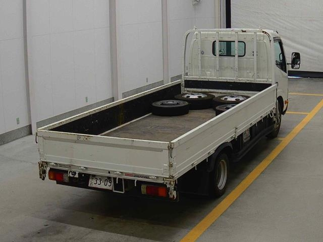 Import and buy HINO DUTRO 2019 from Japan to Nairobi, Kenya