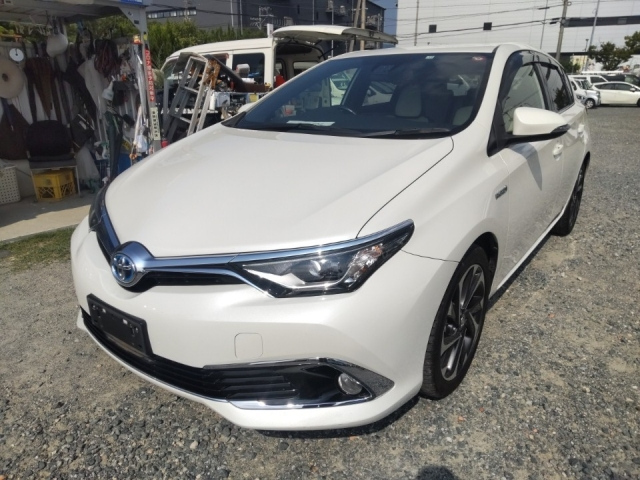 Import and buy TOYOTA AURIS 2017 from Japan to Nairobi, Kenya