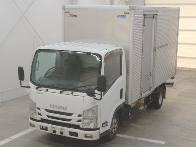 Import and buy ISUZU ELF 2018 from Japan to Nairobi, Kenya