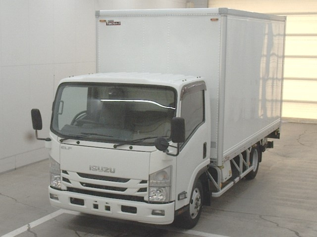 Import and buy ISUZU ELF 2018 from Japan to Nairobi, Kenya