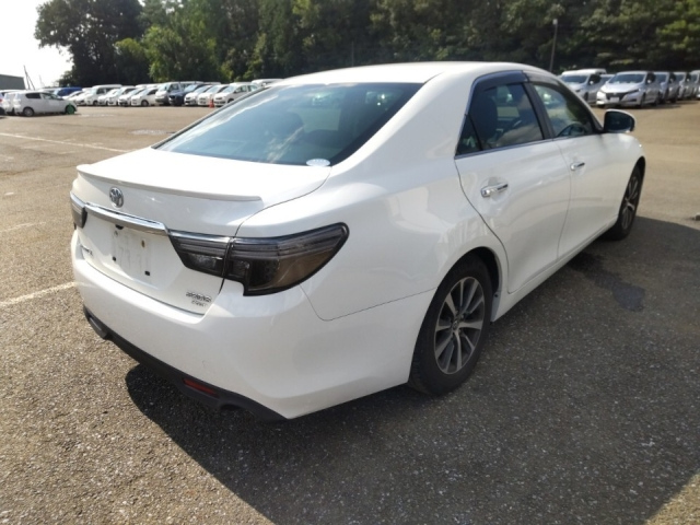 Import and buy TOYOTA MARK X 2018 from Japan to Nairobi, Kenya